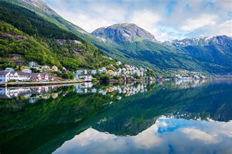 17 Charming Small Towns in Norway You Must Absolutely Visit.